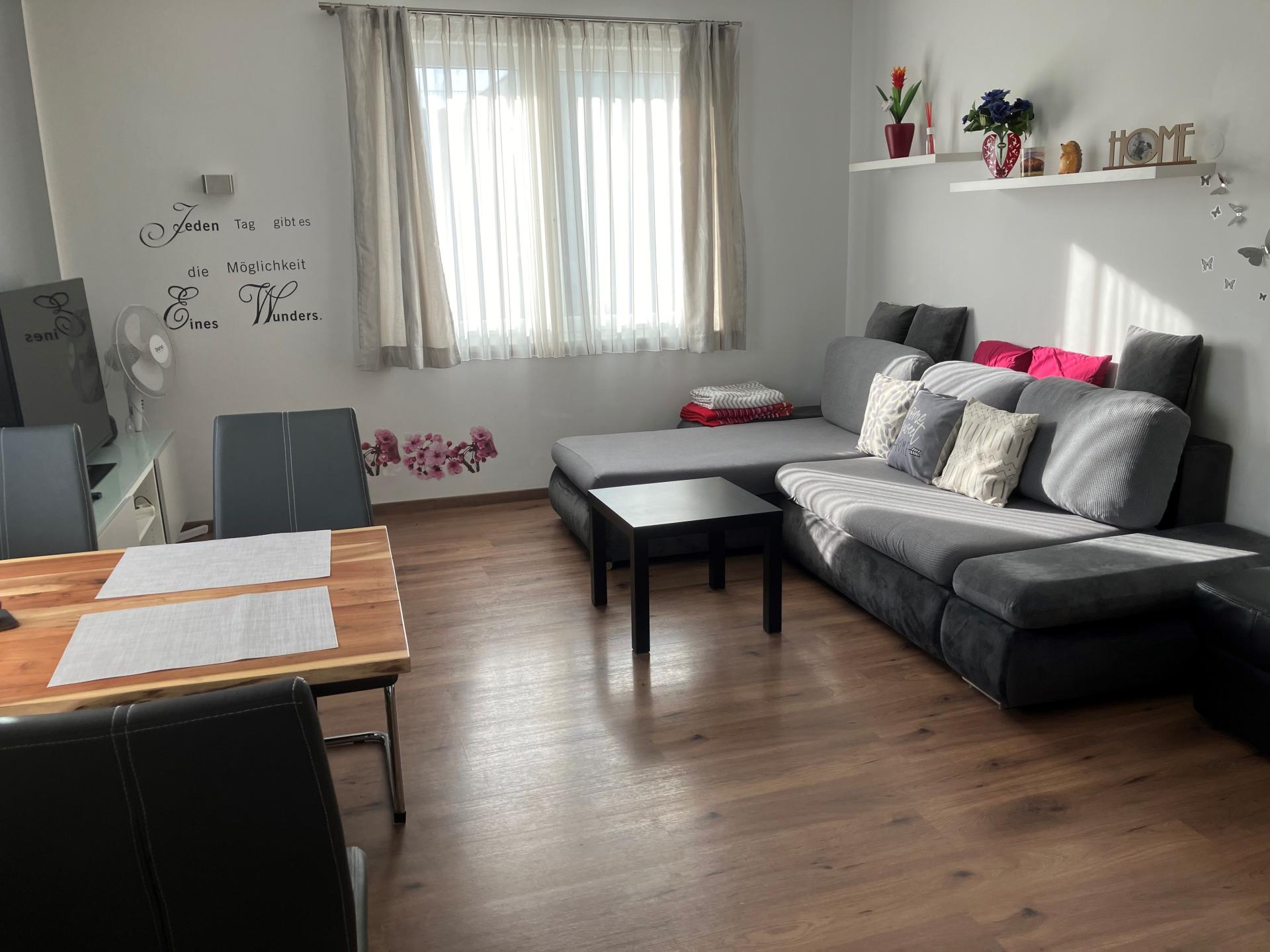 Vakantiewoning nabij Wenen met buitenzwembad