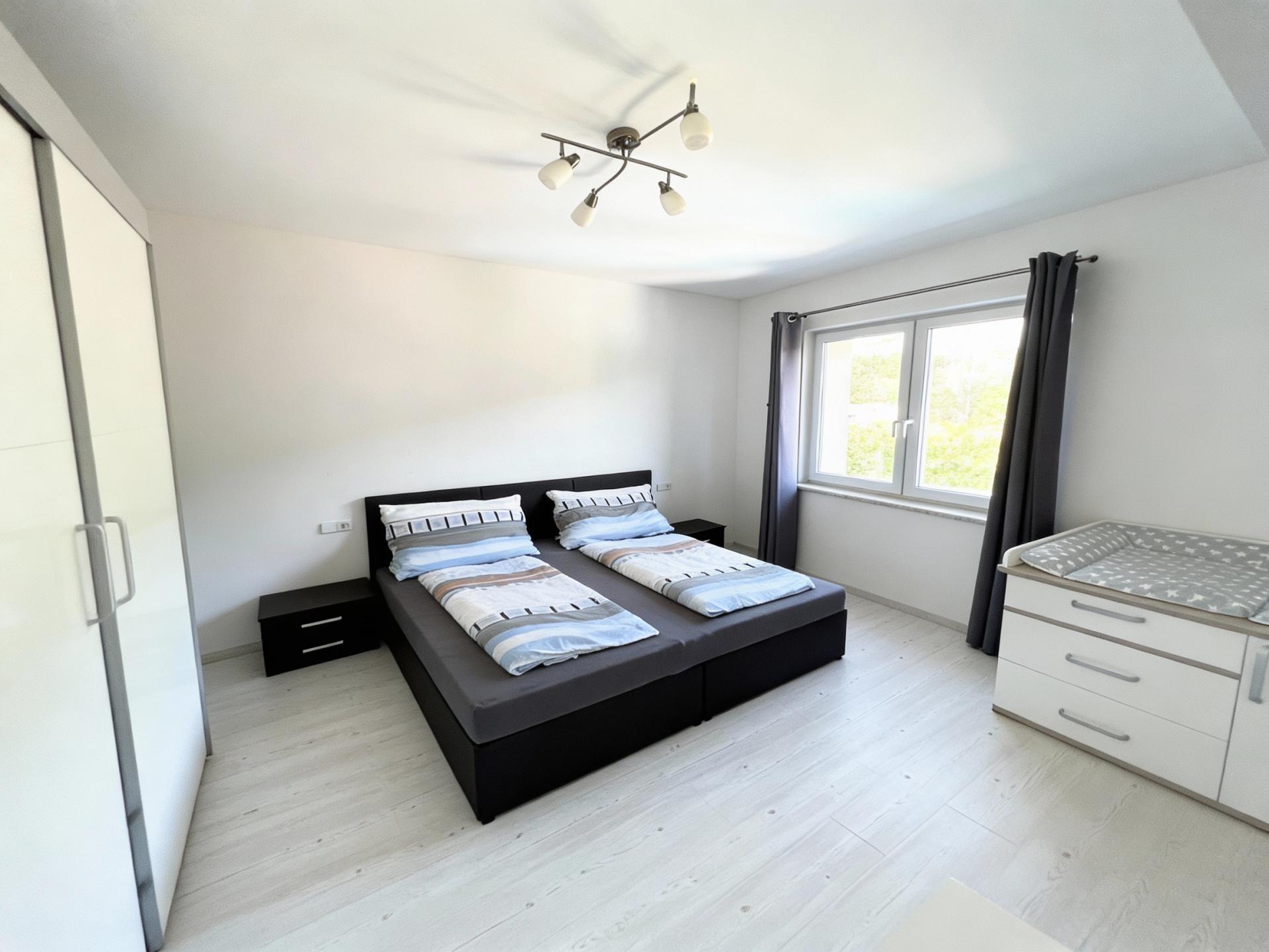 Vakantiewoning nabij Wenen met buitenzwembad
