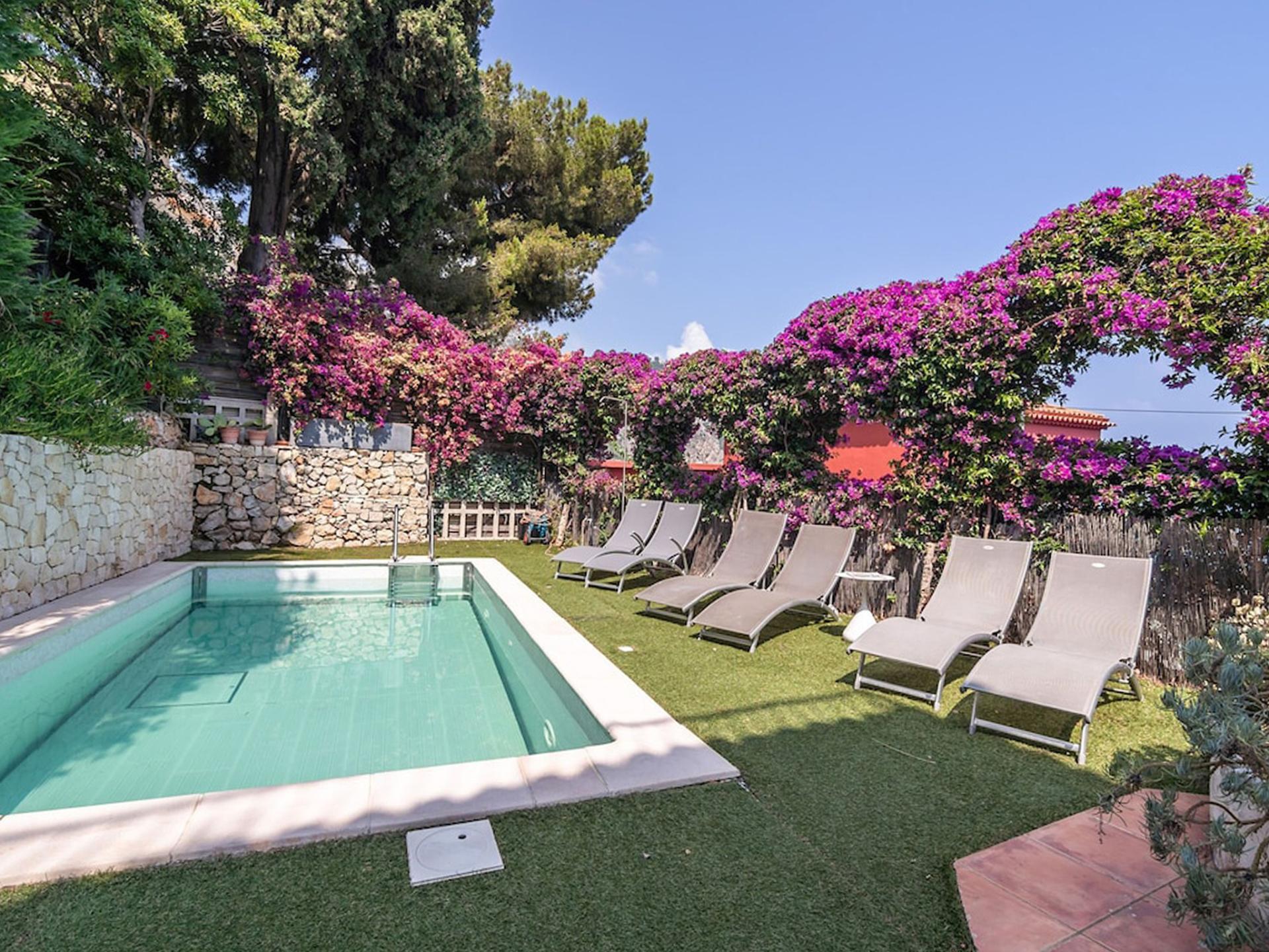 Villa met privézwembad en panoramisch uitzicht