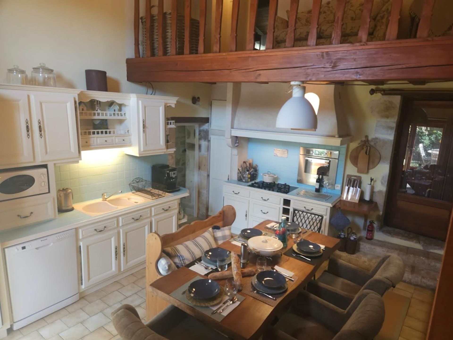 Authentiek Charente-huis, in rustig natuurgebied