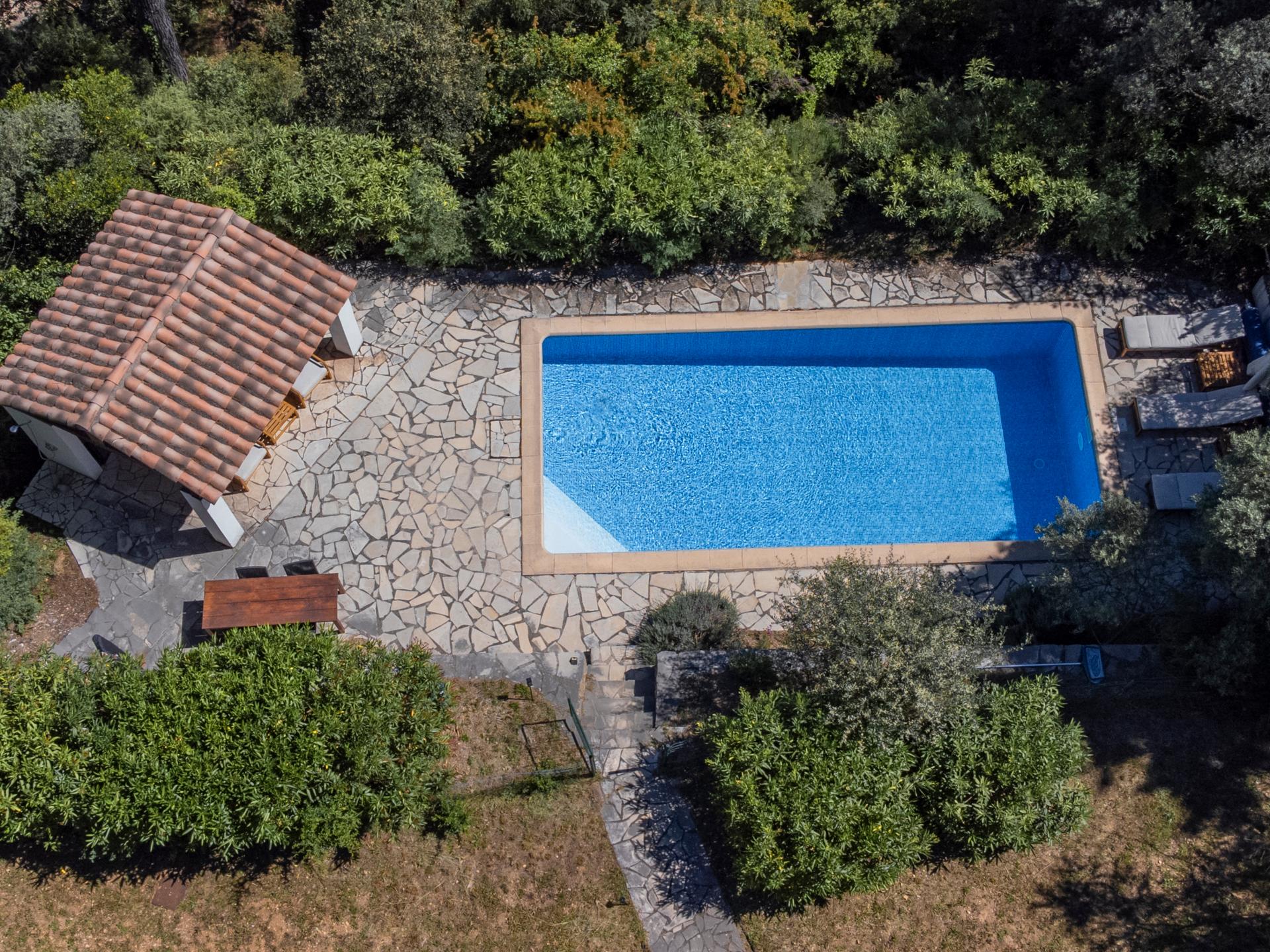 Lieflijk Provençaals vakantiehuis met zwembad
