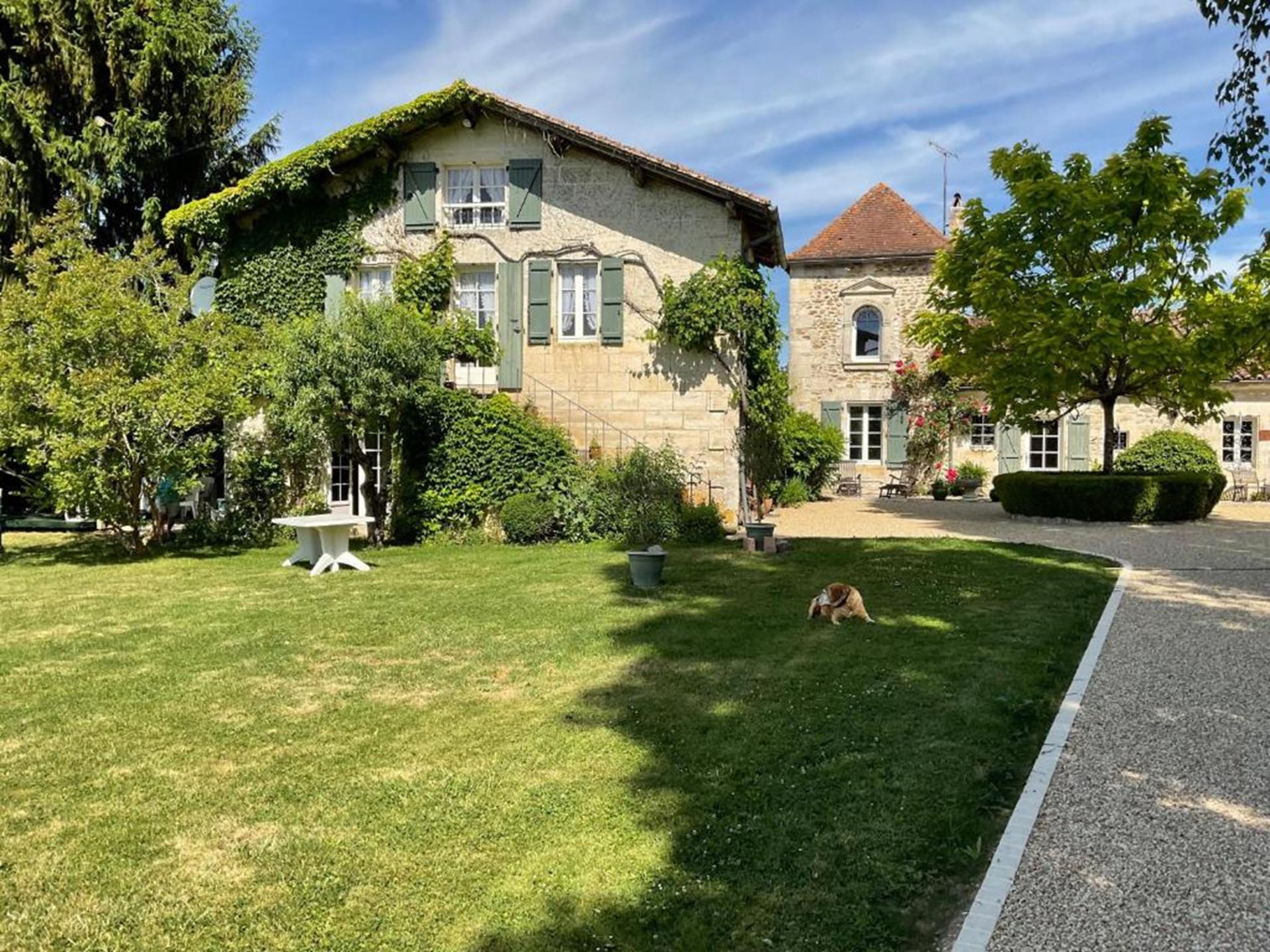 Charmante woning inclusief tuin en privézwembad