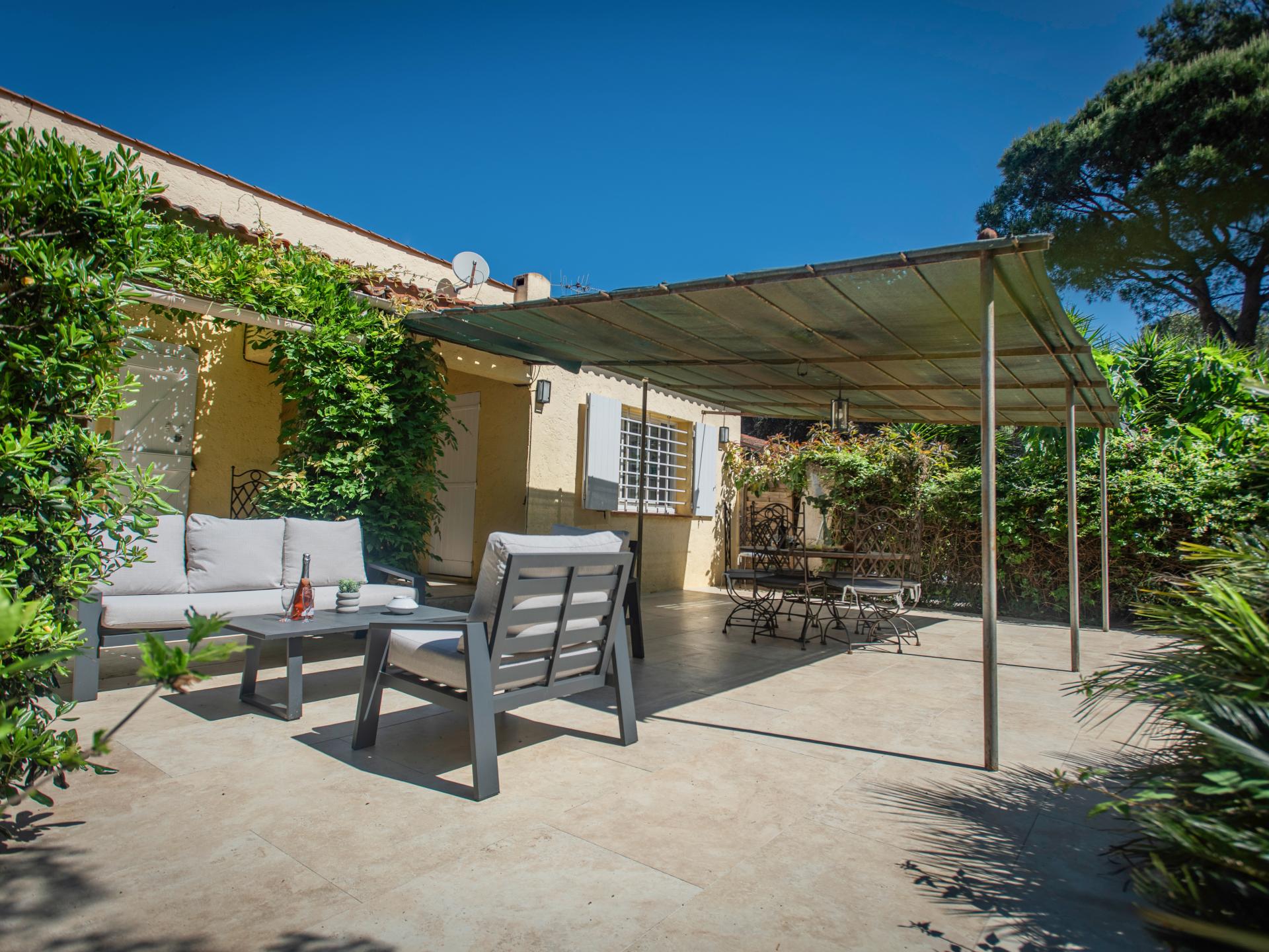 Vakantiehuis met toplocatie bij het strand